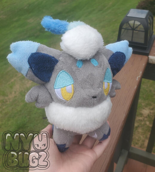 Shiny Hisuian Zorua Pokedol